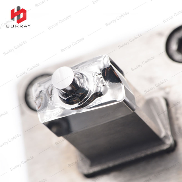 ADMT160612R-F56 Powder Metallurgy Carbide Punching Mould For Pressing Milling Inserts